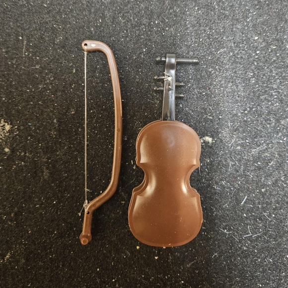 Figure - Picture 2 of 2